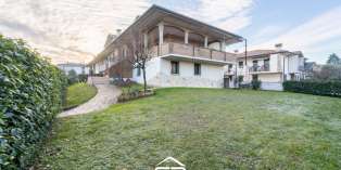 Casa in VENDITA a Torri di Quartesolo di 391 mq